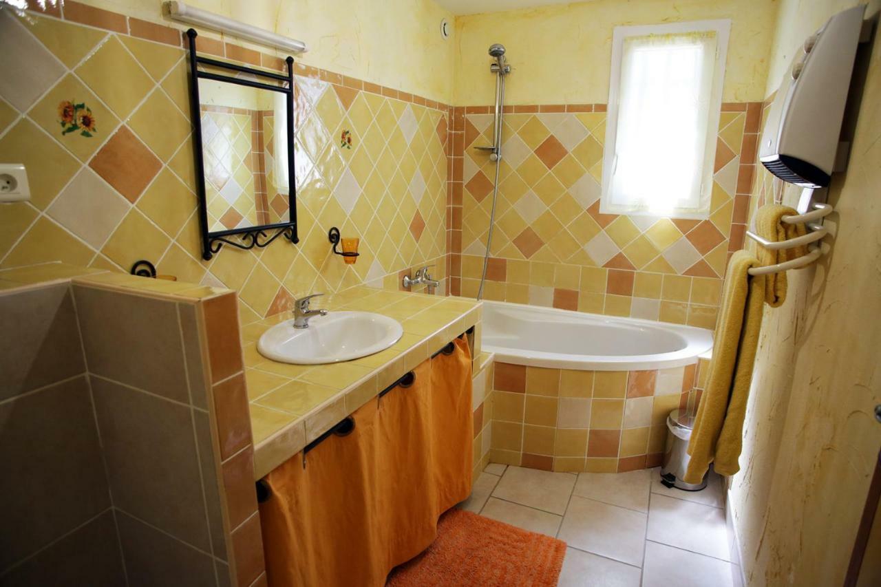 Le Jas Du Gabian Volonne Exterior foto